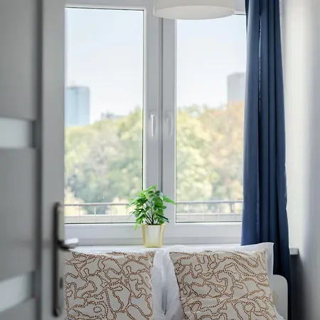 Centre By Arrenda Апартаменты Варшава