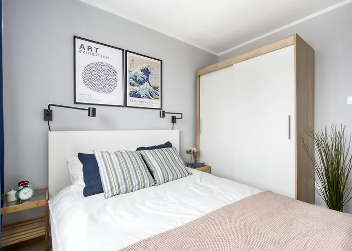 Centre By Arrenda Daire